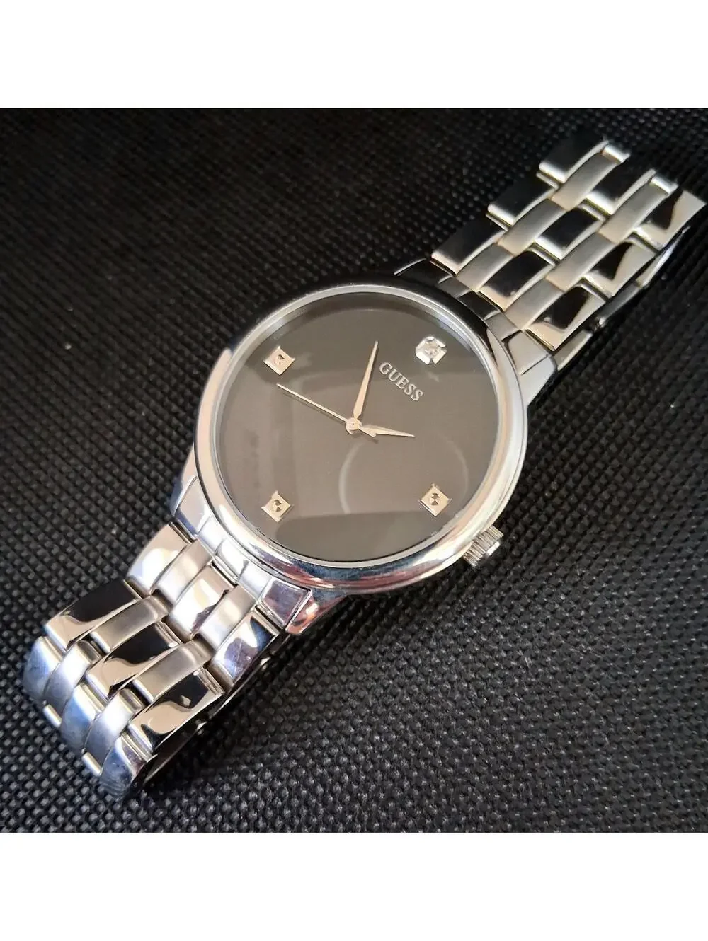 Rare Men's‎ Guess Watch w/Diamond Pointers